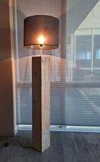 Design Vloerlamp – Steigerhout & Zwarte Textielen Kap, Ophalen, Gebruikt, Hout, 150 tot 200 cm