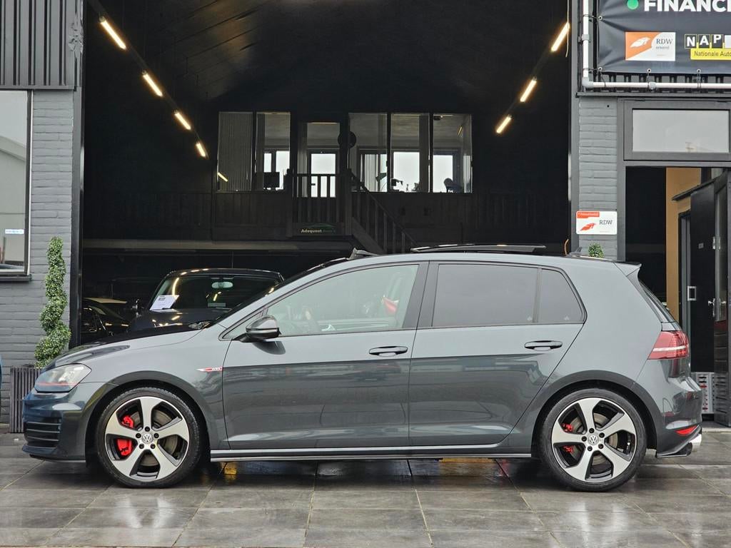 Volkswagen Golf 2.0 TSI GTI Performance|AUT|PANO|NAVI|Leder, Gebruikt, 4 cilinders, 1324 kg, Golf