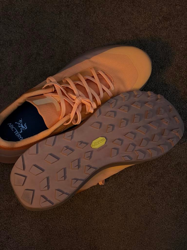 Arcteryx Norvan LD 4 bergschoenen maat 44, Ophalen, Overige kleuren, Zo goed als nieuw, Wandelschoenen of Bergschoenen