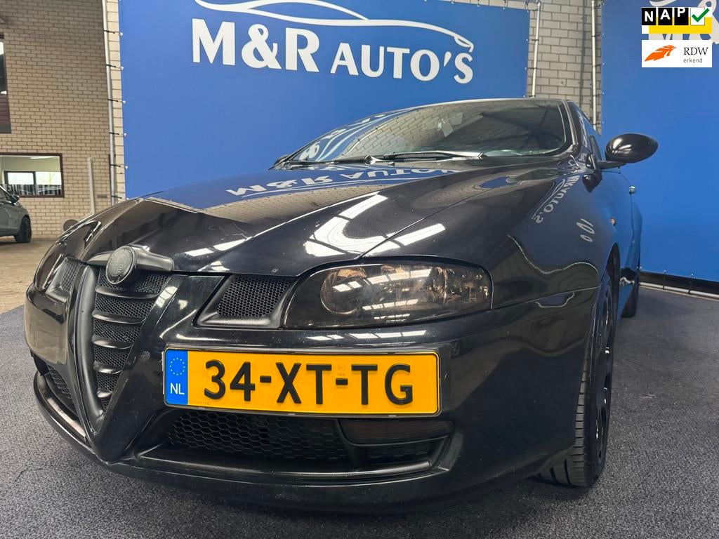 Alfa Romeo GT 2.0 JTS Distinctive Selespeed Automaat Nieuwe, Auto's, Gebruikt, 1295 kg, 400 kg, Zwart