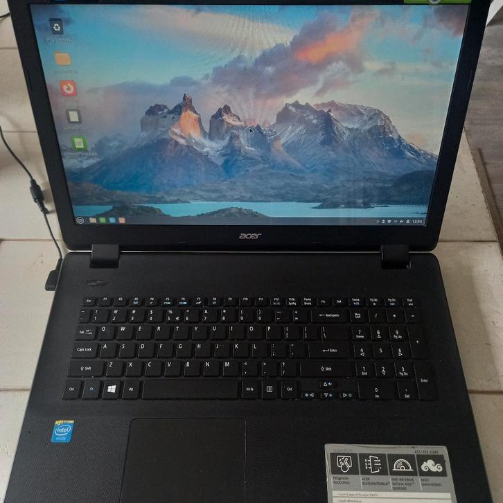 Acer Aspire ES1-731 N15Q4, Computers en Software, Windows Laptops, Gebruikt, 17 inch of meer, HDD, Minder dan 2 Ghz, 4 GB, Qwerty