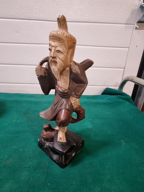 houten beeld houtsnijwerk monnik, Verzamelen, Beelden en Beeldjes, Ophalen of Verzenden