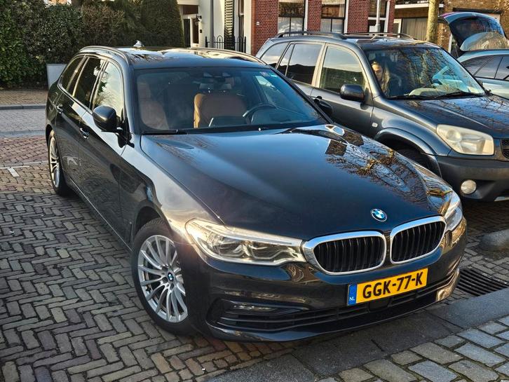 BMW 5-Serie 540i 340pk Xdrive Aut. 2019 Zwart, Auto's, BMW, Bedrijf, 5-Serie, Benzine, Stationwagon, Automaat, Geïmporteerd, Zwart