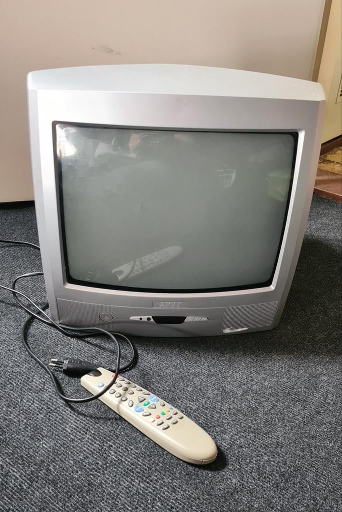 Akai crt tv ( geen beeld), Audio, Tv en Foto, 50 Hz, Ophalen, Overige merken, Minder dan 40 cm