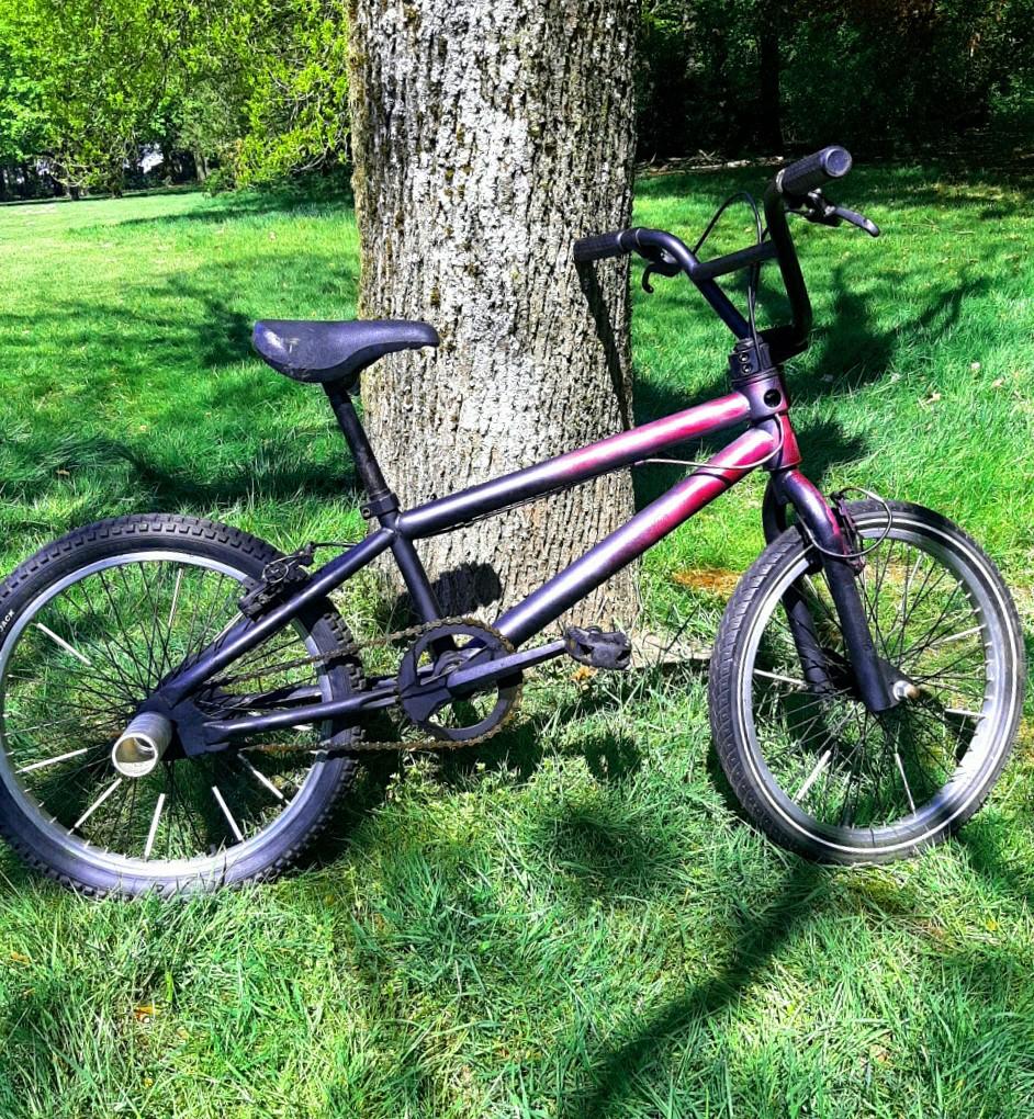 Vintage retro BMX Fiets - Jaren '80 - 20 inch wielen, Fietsen en Brommers, Fietsen | Crossfietsen en BMX, Ophalen, Staal, Velgrem