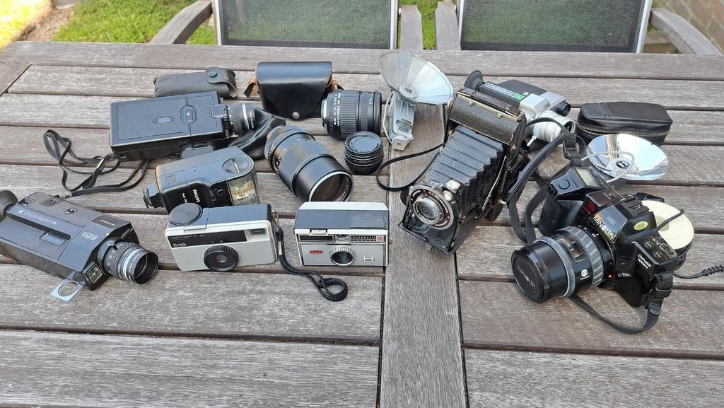 Grote collectie vintage camera's en accessoires, Ophalen of Verzenden, Gebruikt, Compact, Kodak