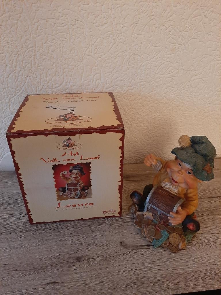 laven efteling spaarpot met zijn geldkoffertje, Ophalen of Verzenden, Zo goed als nieuw, Beeldje of Poppetje