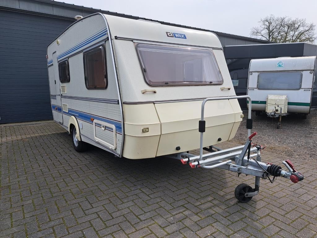 Wilk de luxe 560/Voortent/Fietsen dragers/Dwarsbed/Inruil mo, Bedrijf, Treinzit, Dwarsbed, Wilk