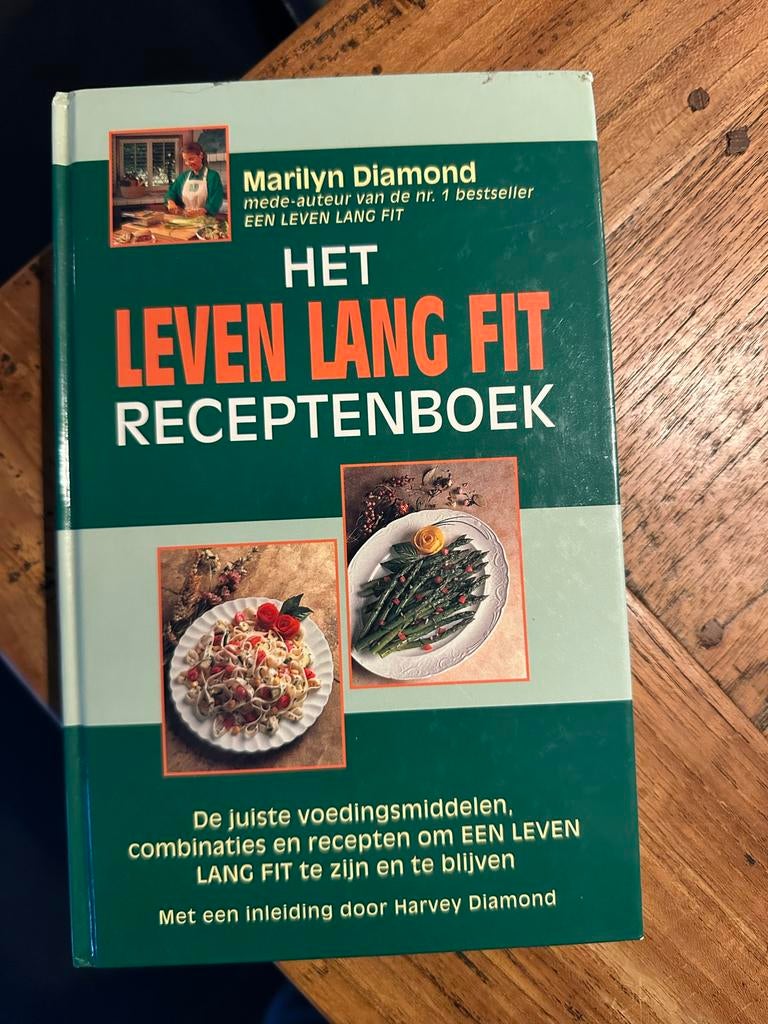 Het Leven Lang Fit Receptenboek - Marilyn Diamond, Boeken, Hoofdgerechten, Ophalen of Verzenden, Zo goed als nieuw, Gezond koken