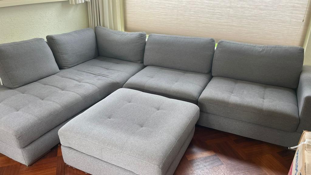 GERESERVEERD Hoekbank met hocker GRATIS AF TE HALEN, Ophalen, Gebruikt, Stof