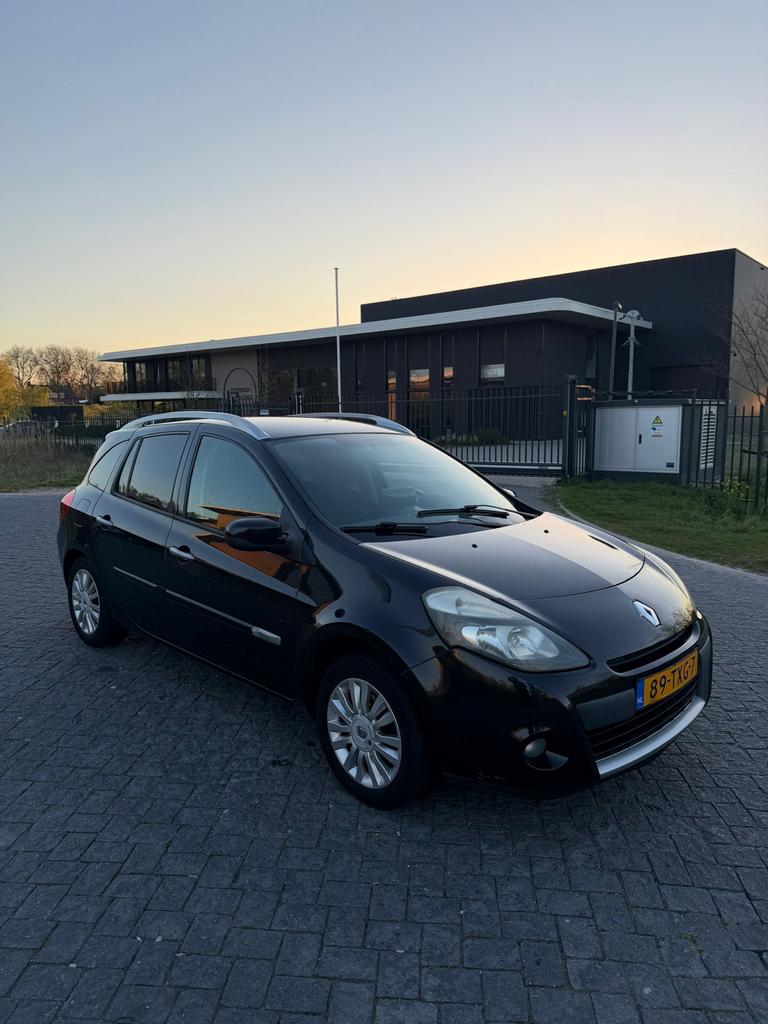 Renault Clio 1.2 TCE Estate 2012 Zwart, Voorwielaandrijving, 535 kg, Zwart, 4 cilinders