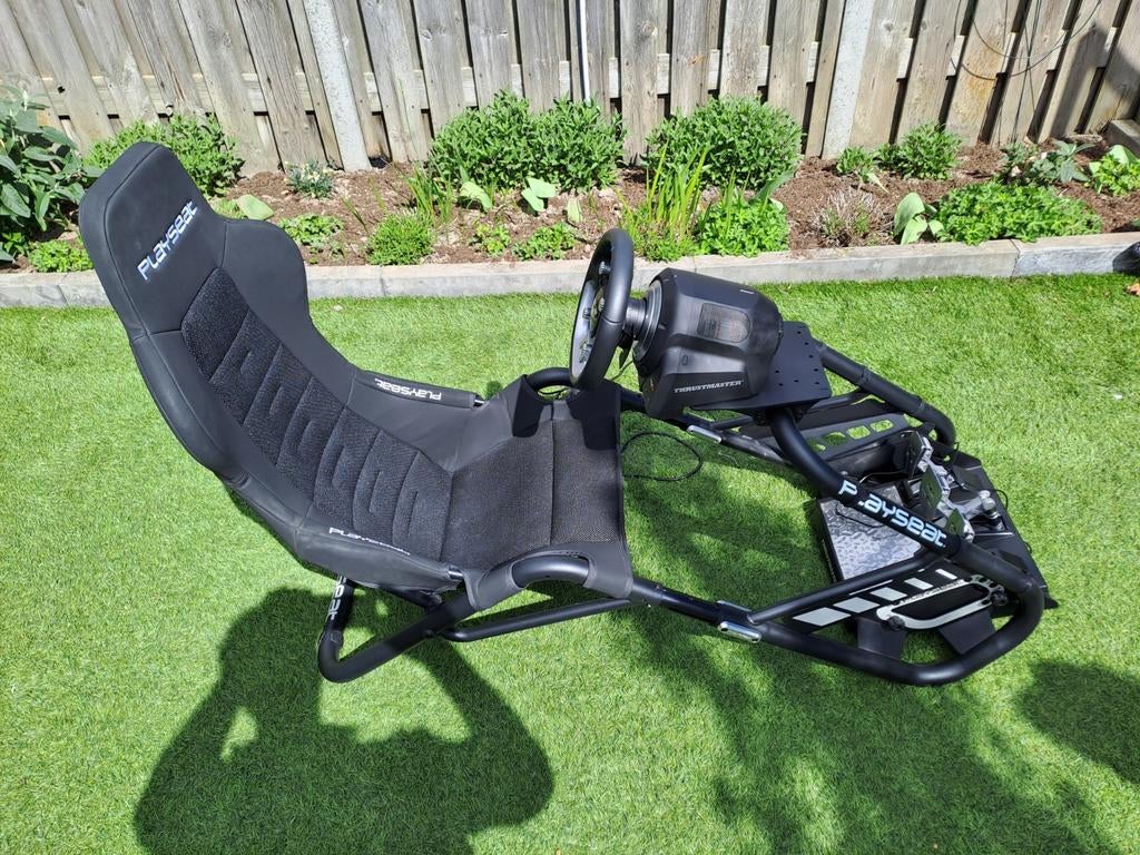 Playseat race stoel met Thrustmaster stuur en pedalen, Ophalen, Zo goed als nieuw