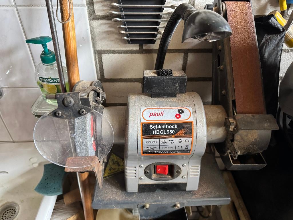 Slijp/schuurmachine, Ophalen of Verzenden, Zo goed als nieuw, Minder dan 700 watt, Werkbankslijpmachine