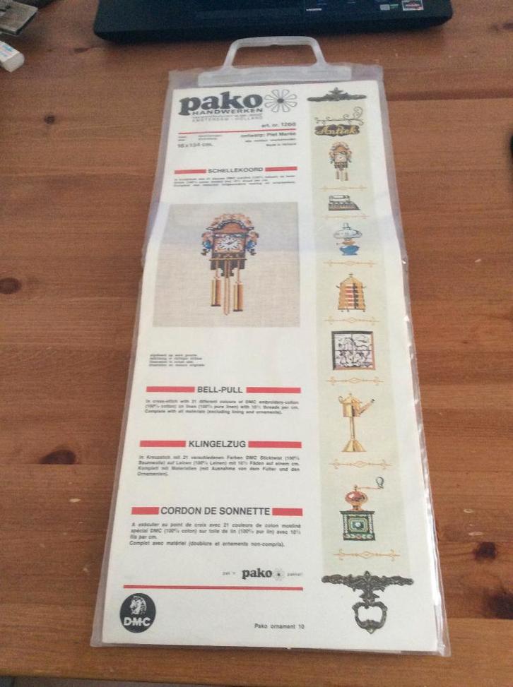 Vintage Pako handwerken borduurpakket schellekoord "Antiek", Hobby en Vrije tijd, Borduren en Borduurmachines, Nieuw, Borduurpakket