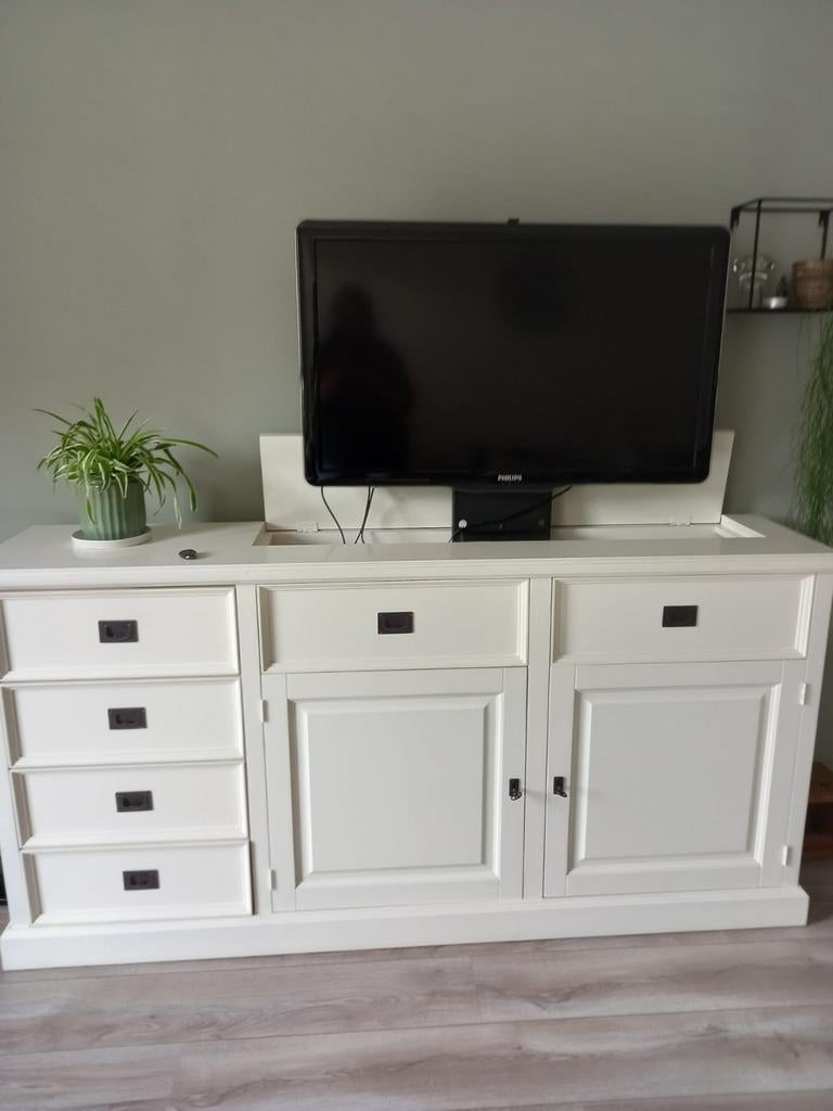 zeer mooi landelijke witte tv kast dressoir met lift, Ophalen, 25 tot 50 cm