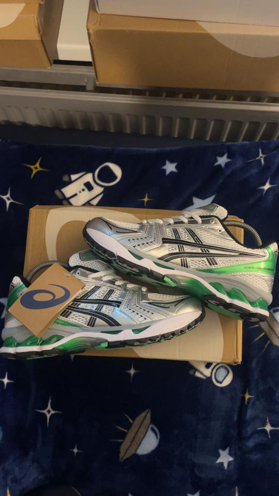 ASICS Gel-Kayano 14 Groen - Comfort en Stijl, Ophalen of Verzenden, Nieuw, Overige kleuren, Sneakers of Gympen