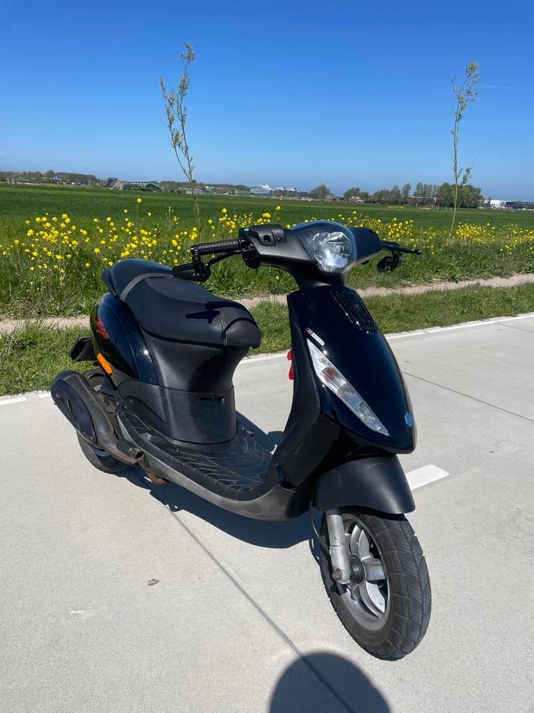 Zip 125cc 2t skr, Fietsen en Brommers, Scooters | Piaggio, Zo goed als nieuw, Zip, Tweetakt, Ophalen