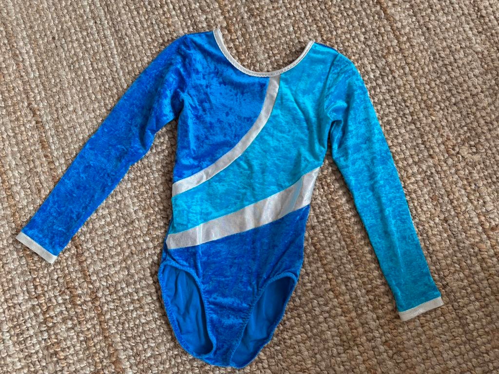 Turnpakje velvet, Sport en Fitness, Turnen, Blauw, Zo goed als nieuw, Turnpak(je), Kindermaat 122 t/m 140