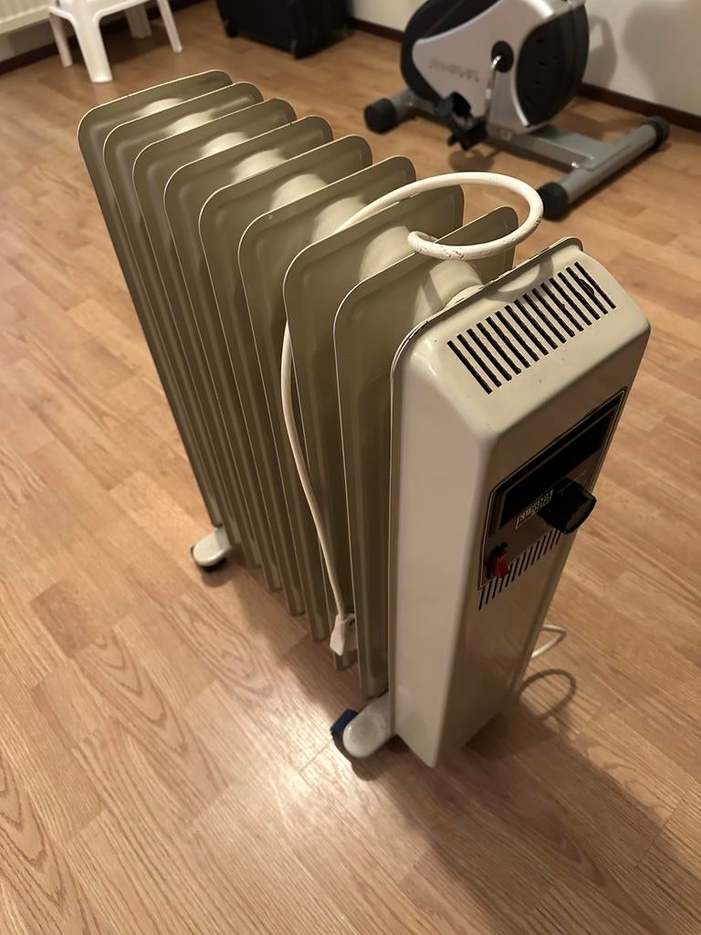 Europa Style Oliekachel / Radiator - Elektrisch, Ophalen, Oliekachel, Gebruikt, Elektrisch