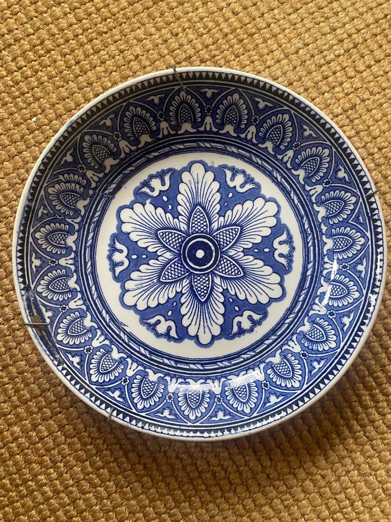 Aardewerk bord blauw wit 26cm, Ophalen