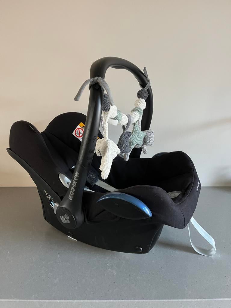 Maxi Cosi met Isofix base - Veilig en Comfortabel, Kinderen en Baby's, Autostoeltjes, Gebruikt, Maxi-Cosi, 0 t/m 13 kg, Isofix