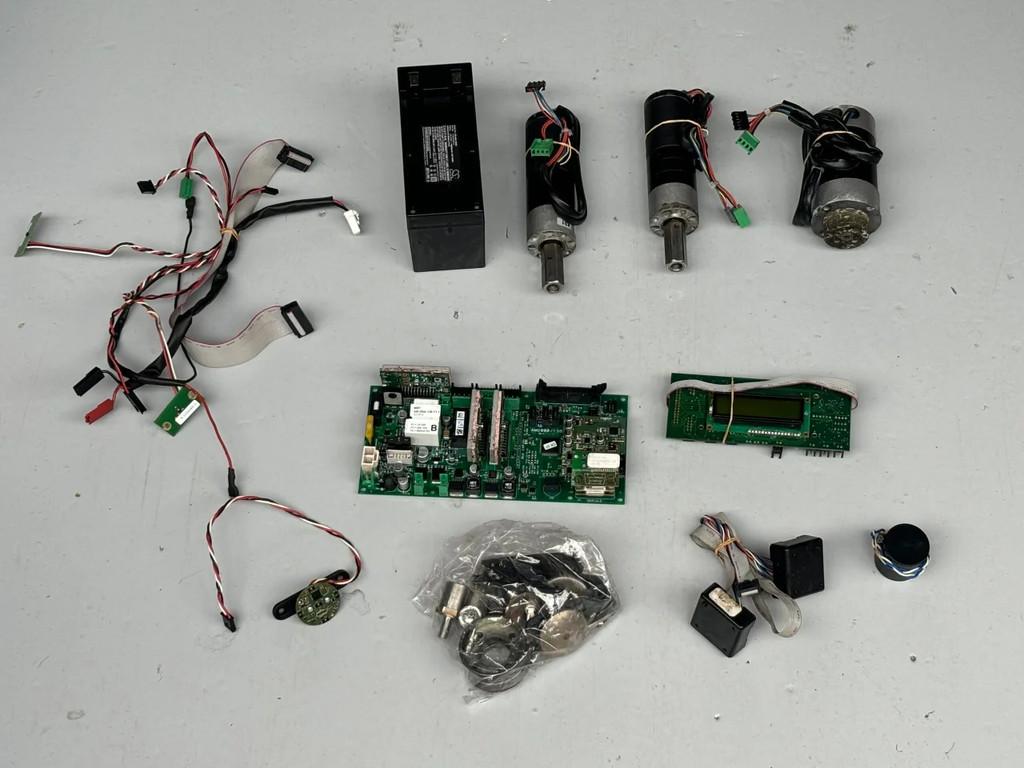 Ambrogio Stiga Gebruikte robotmaaier onderdelen moederbord w, Gebruikt, Ambrogio Stiga