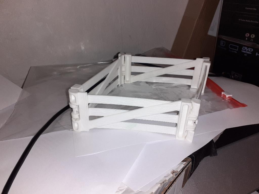 Schleich 4 witte hekjes, Ophalen of Verzenden, Gebruikt, Overige soorten, Beeldje of Figuurtje