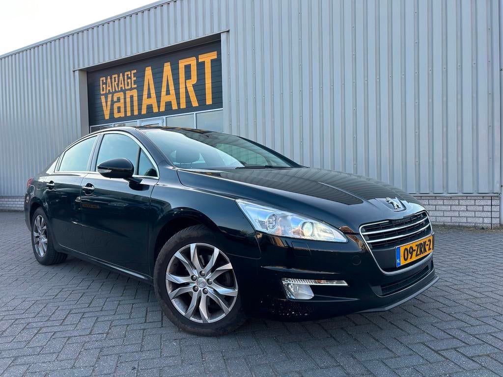 Peugeot 508 1.6 THP Active | NAVI | LEER | XENON | HEAD UP |, Gebruikt, Zwart, Handgeschakeld, Navigatiesysteem