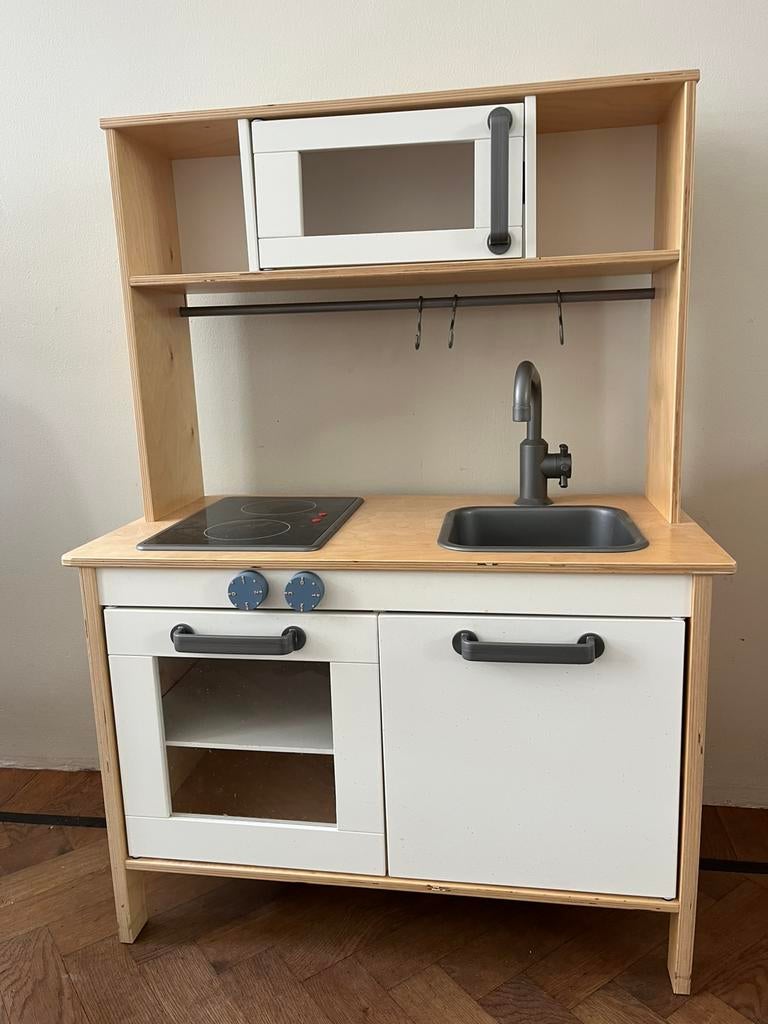 Keukentje incl speelgoed erin, Ophalen of Verzenden, Zo goed als nieuw