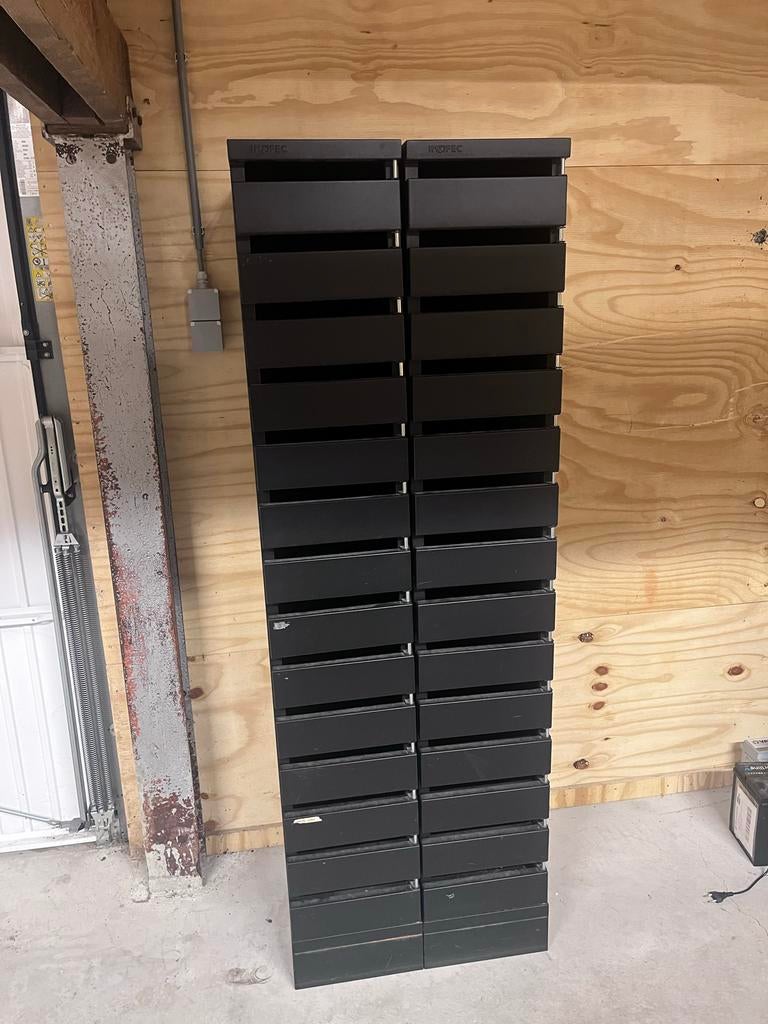 Werkplaats kasten  met losse compartimenten, Huis en Inrichting, Kasten | Roldeurkasten en Archiefkasten, Ophalen of Verzenden