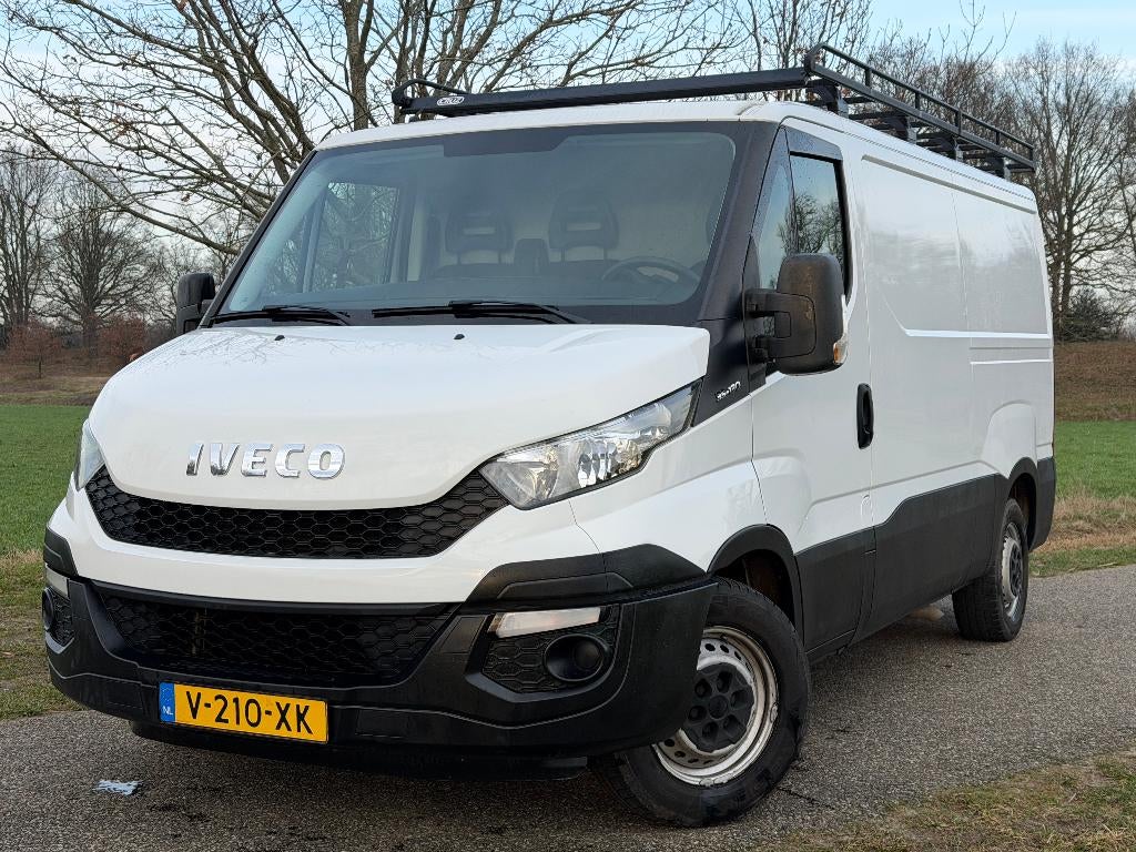 IVECO DAILY 35S13V 3520 H1,Airco,Cruise,Imperiaal,Trekhaak, Euro 5, Stof, Zwart, Iveco