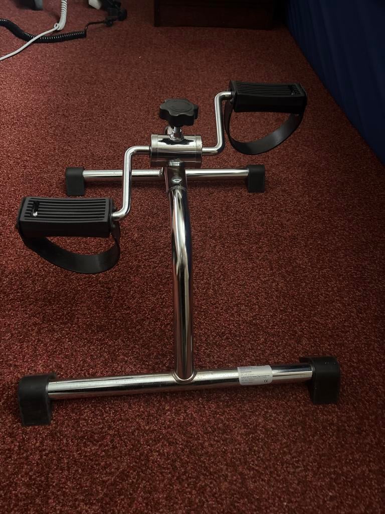 Compacte Stoelfiets / Grondfiets - Ideaal voor Thuisoefening, Sport en Fitness, Fitnessapparatuur, Gebruikt, Armen, Ophalen of Verzenden