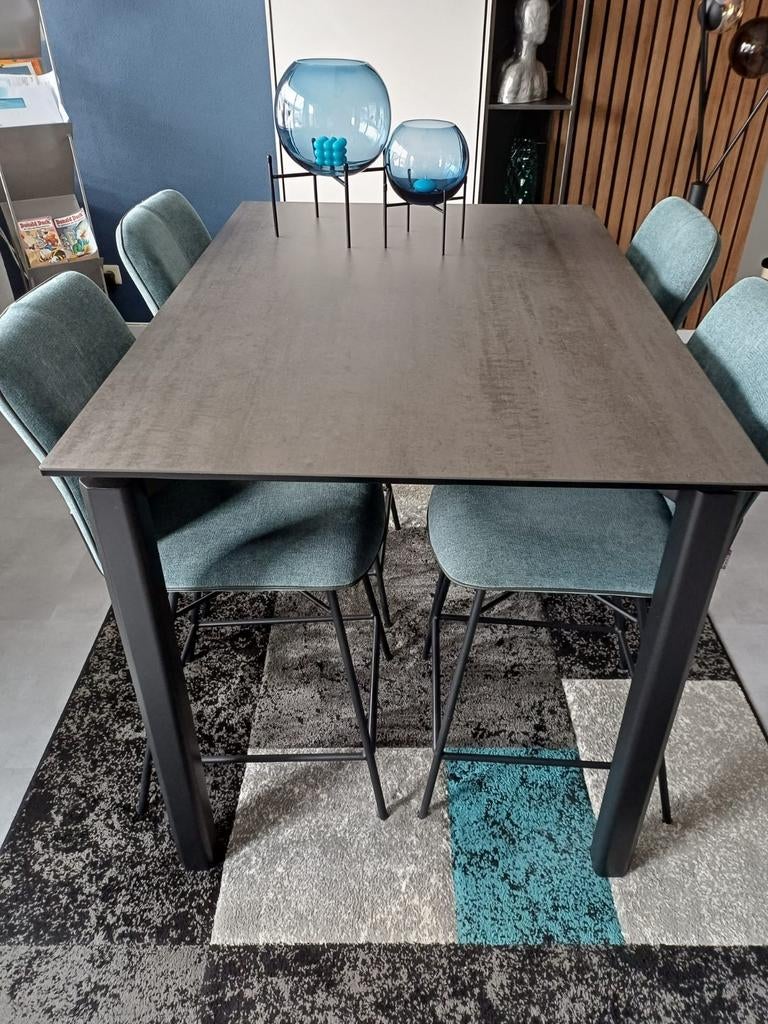 Hoge eettafel met hoge stoel van Xooon, Huis en Inrichting, Tafels | Eettafels, Ophalen, 100 tot 150 cm, 50 tot 100 cm, Zo goed als nieuw