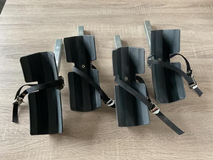 Extra brede wielgoot 8 cm - goot fietsendrager - wielgoten, Auto diversen, Fietsendragers, Zo goed als nieuw, Fietsendrager-accessoire