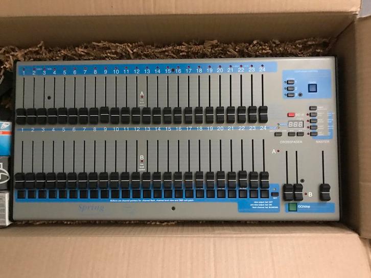 Lichtinstalatie en losse theaterspots, Muziek en Instrumenten, Theaterbelichting, Gebruikt, Ophalen