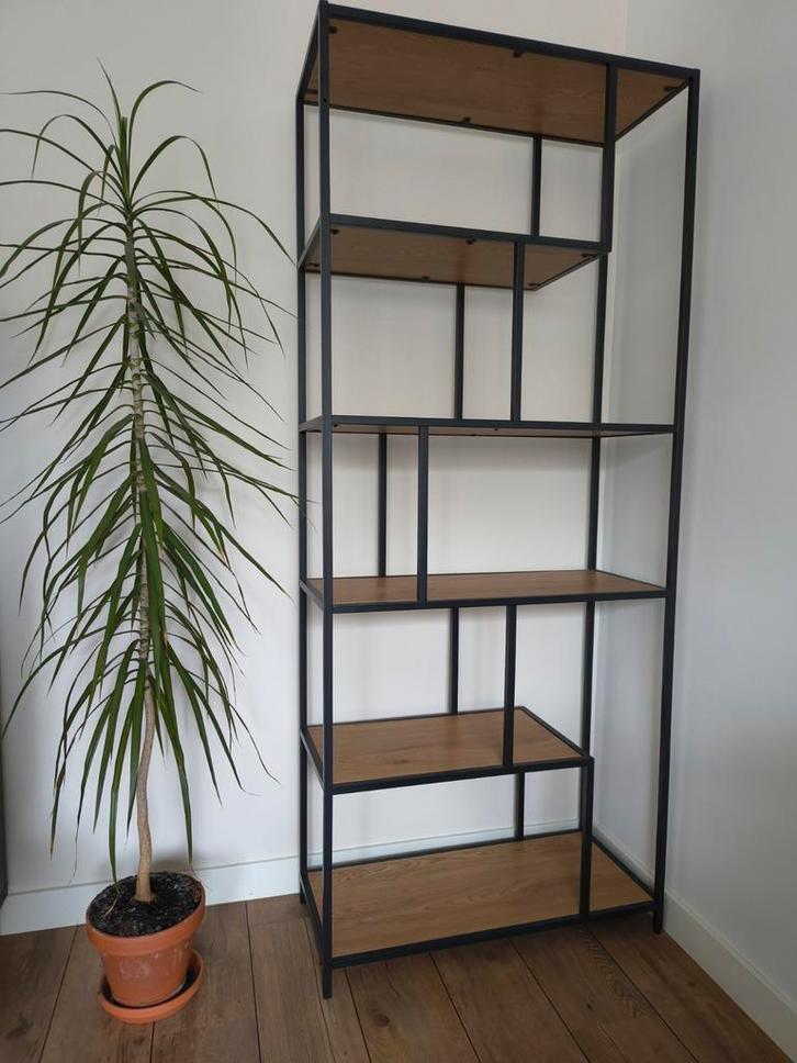 Boekenkast Jaxx - geometrisch design, veel opbergruimte, Huis en Inrichting, Kasten | Boekenkasten, Gebruikt, 50 tot 100 cm, 150 tot 200 cm