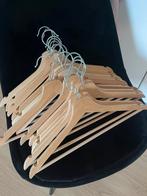 Kledinghangers, Ophalen, Zo goed als nieuw, Hout