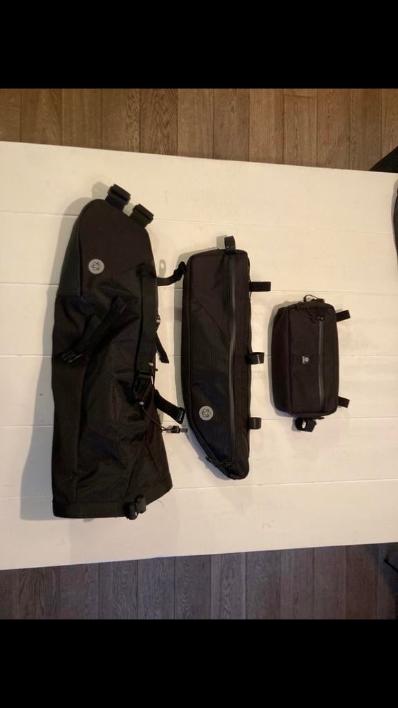 Bikepacking tassen fietstassen agu te huur, Ophalen, Zo goed als nieuw