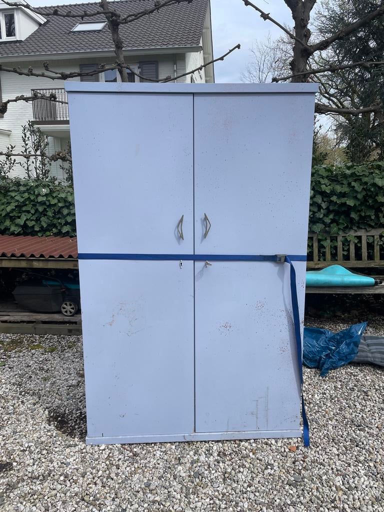 Gratis kast, Tuin en Terras, Bergingen en Tuinkasten, Ophalen, Zo goed als nieuw, Hout, Overige typen