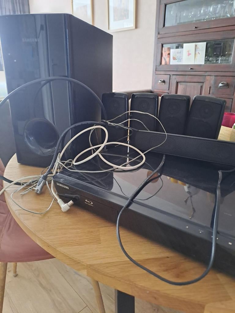 Te koop DVD blue Ray speler.Samsung., Audio, Tv en Foto, Home Cinema-sets, Ophalen, Soundbar, Overige merken, Blu-ray-speler