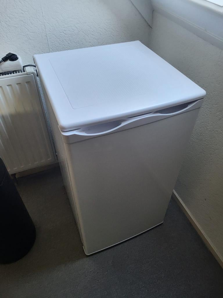 Aro van de makro met 3 laden, Witgoed en Apparatuur, Koelkasten en IJskasten, Minder dan 85 cm, Ophalen of Verzenden, Met vriesvak