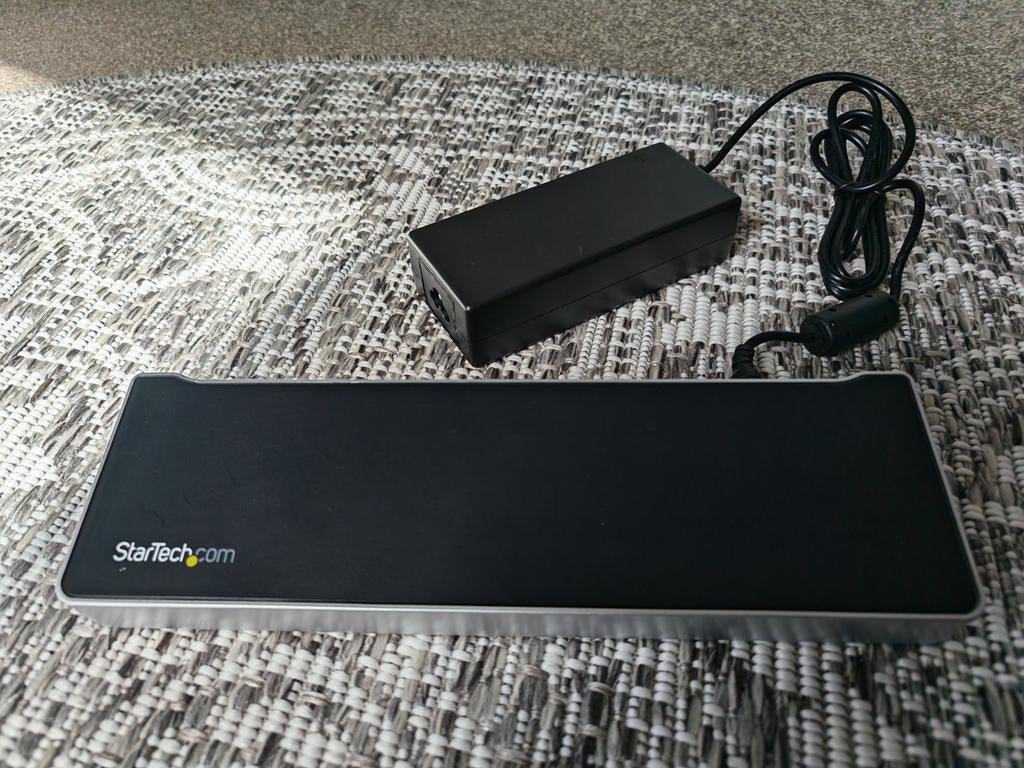 StarTech Triple UHD 4K Monitor Docking Station, Ophalen of Verzenden, Zo goed als nieuw, StarTech, Docking station