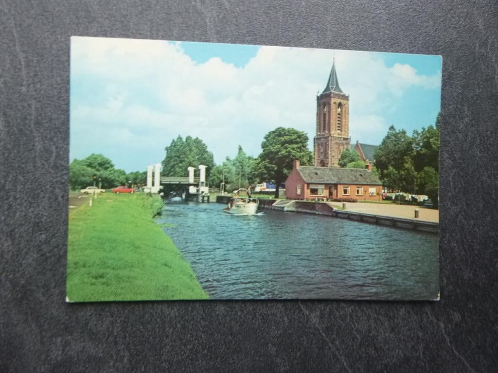 Monnickendam, met grote kerk/boot, Verzenden, 1980 tot heden, Ongelopen, Zuid-Holland