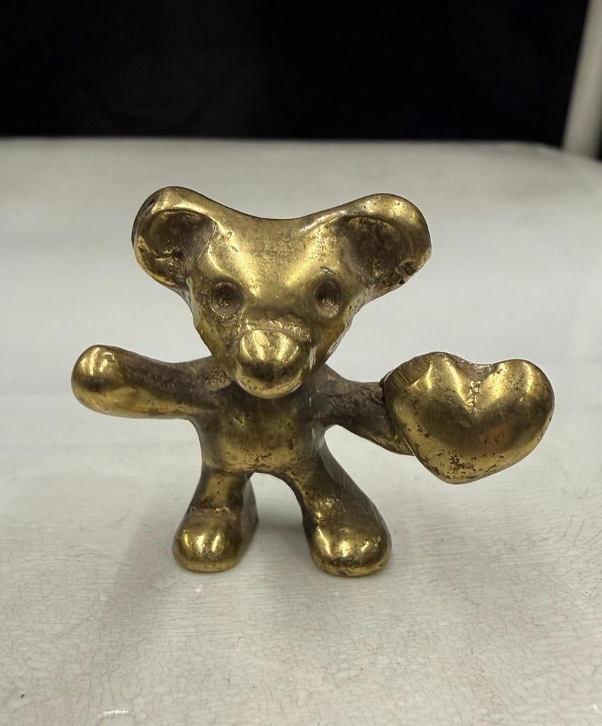 Messing beertje met hartje, Verzamelen, Beelden en Beeldjes, Ophalen of Verzenden, Zo goed als nieuw, Dier