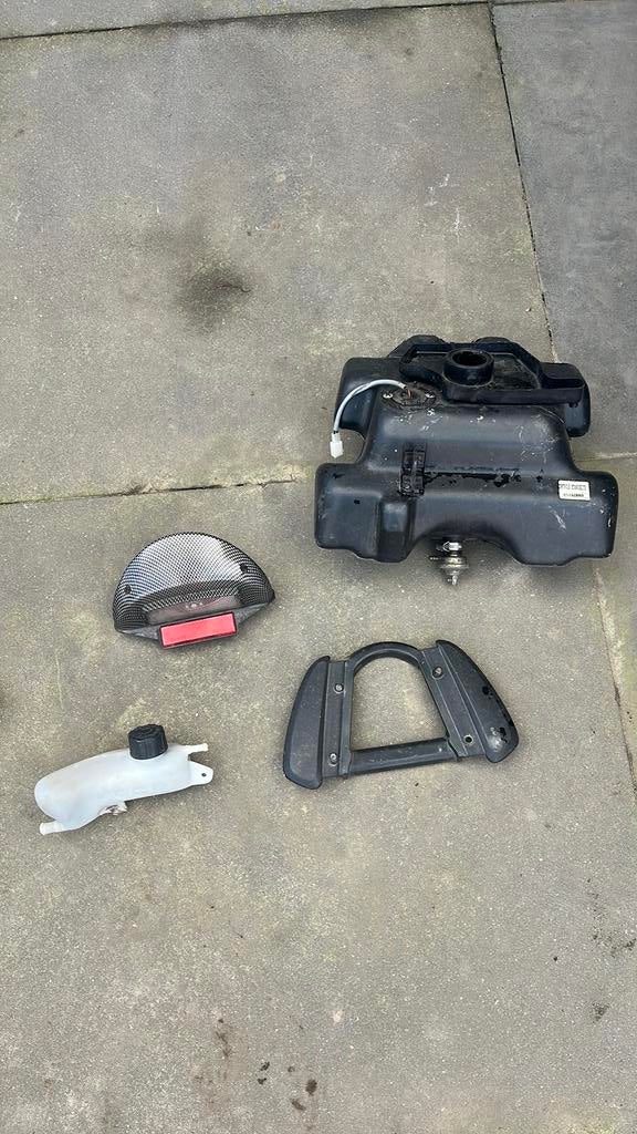 Yamaha aerox onderdelen, Fietsen en Brommers, Ophalen of Verzenden