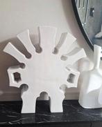 Gave grote beige bewerkte design vaas japandi chique, Ophalen, Overige kleuren, Aardewerk of Porselein, Zo goed als nieuw