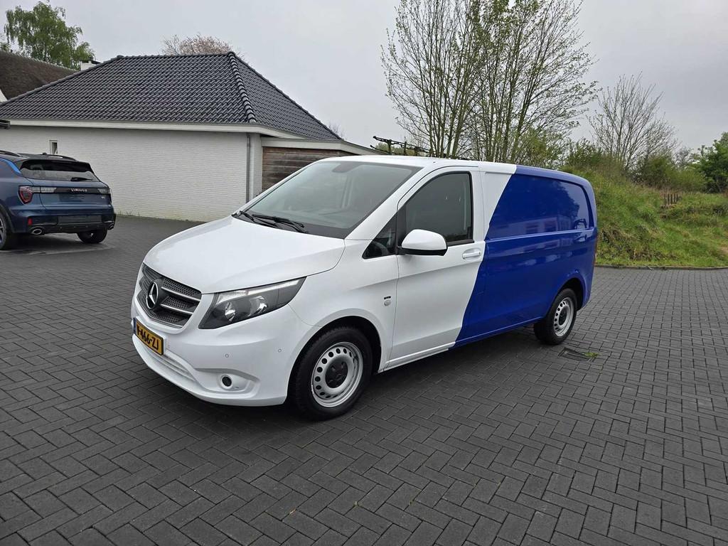 Mercedes-Benz Vito 111 CDI Lang 2019, Auto's, Bestelauto's, Voorwielaandrijving, Gebruikt, Euro 6, 4 cilinders
