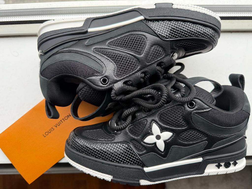 Louis Vuitton Trainers 43 - LEES BESCHRIJVING, Zwart, Nieuw, Ophalen of Verzenden, Sneakers of Gympen