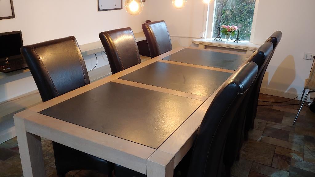 Solid Wood and Stone Dining Table + 6 Leather Chairs, Huis en Inrichting, Tafels | Eettafels, Zo goed als nieuw, 50 tot 100 cm