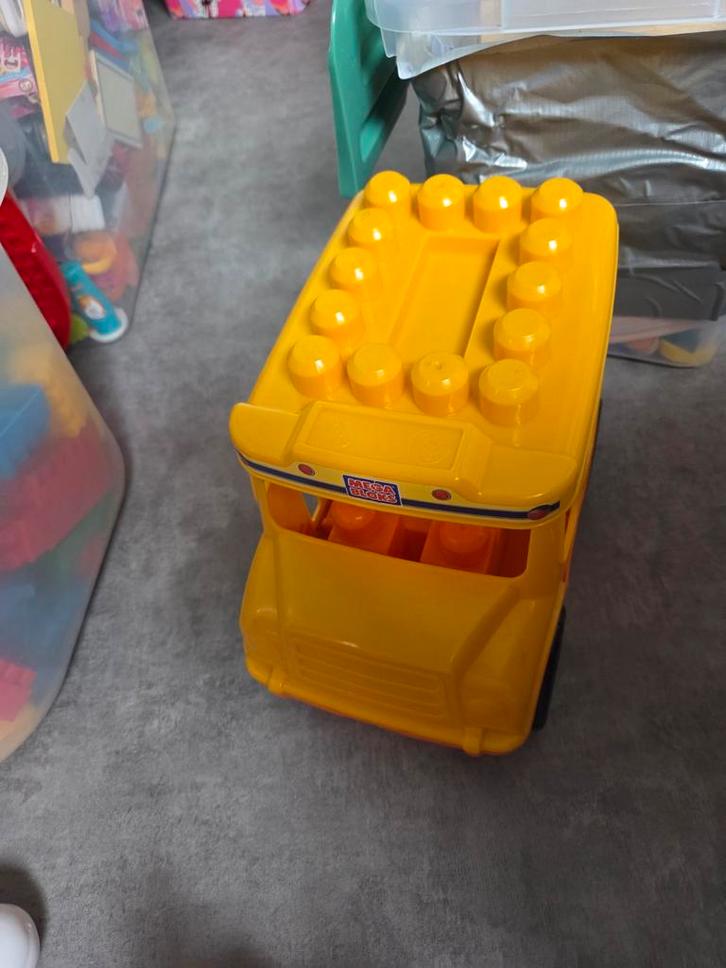 Grote set Mega Bloks met schoolbus en boerderij, Kinderen en Baby's, Speelgoed | Bouwstenen, Gebruikt, Megabloks, Ophalen of Verzenden